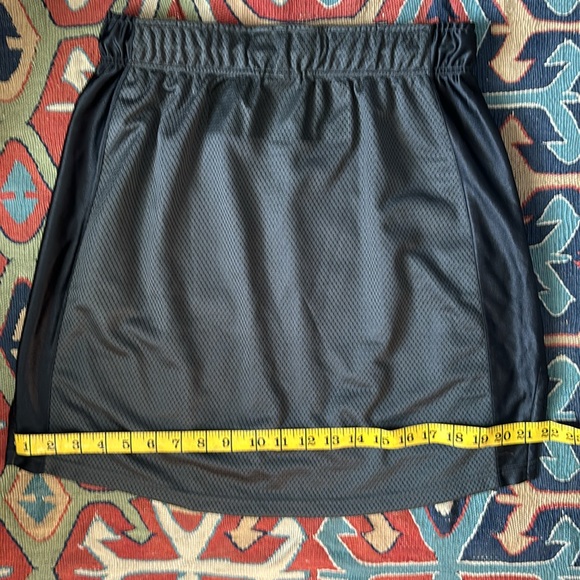 Nike Skirt - Picture 6 of 6